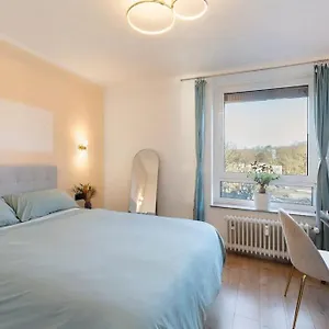 Charmentes Privatzimmer Mit Kueche, Naturgebiet Privatunterkunft